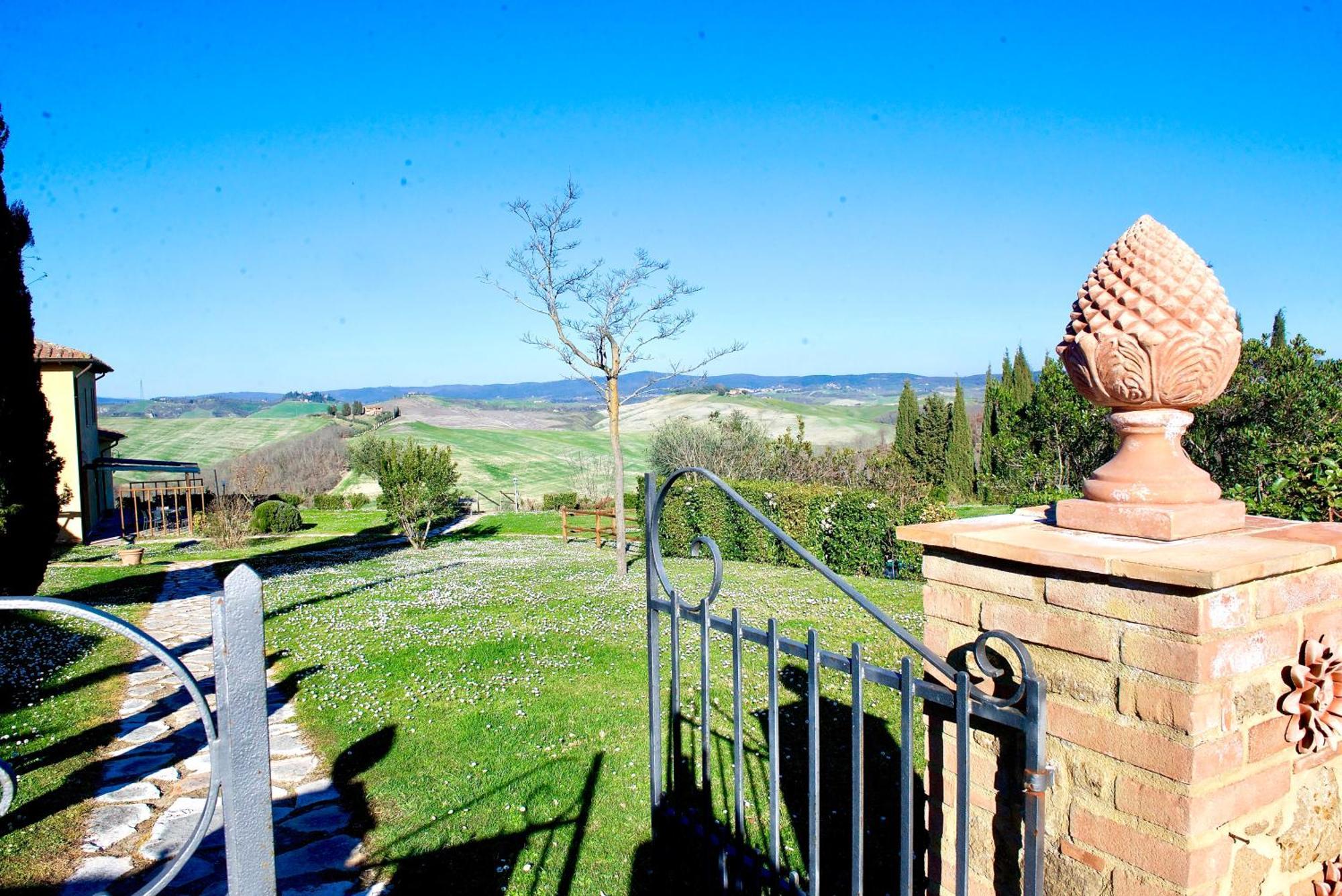 Agriturismo Caliano Asciano Luaran gambar